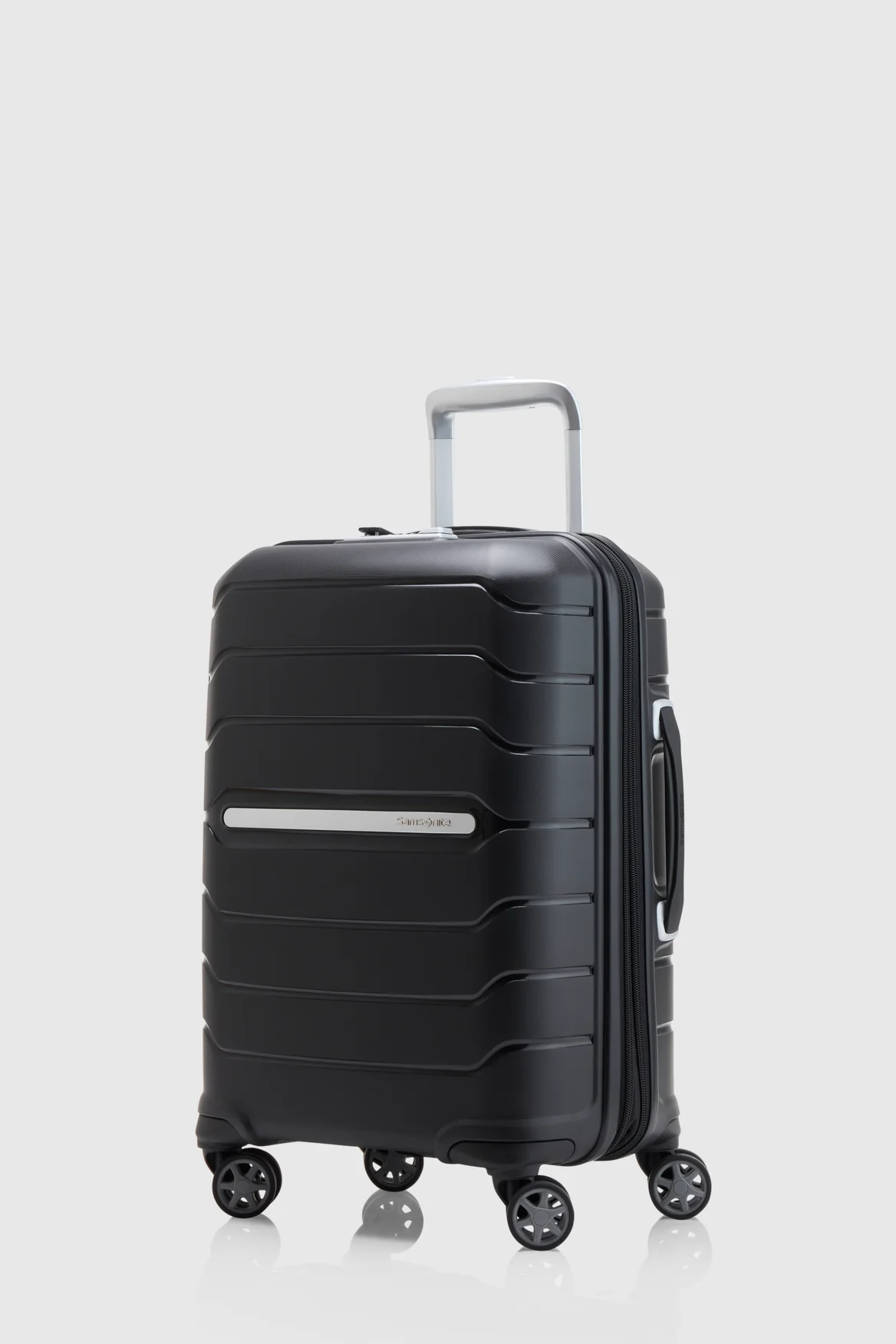 Oc2lite Carry-On 55cm Suitcase
