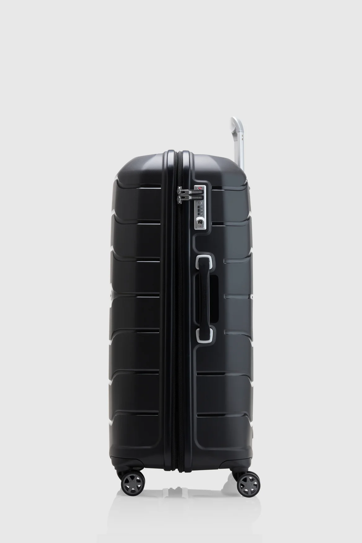 Oc2lite Check-In 68cm Suitcase - Image 2