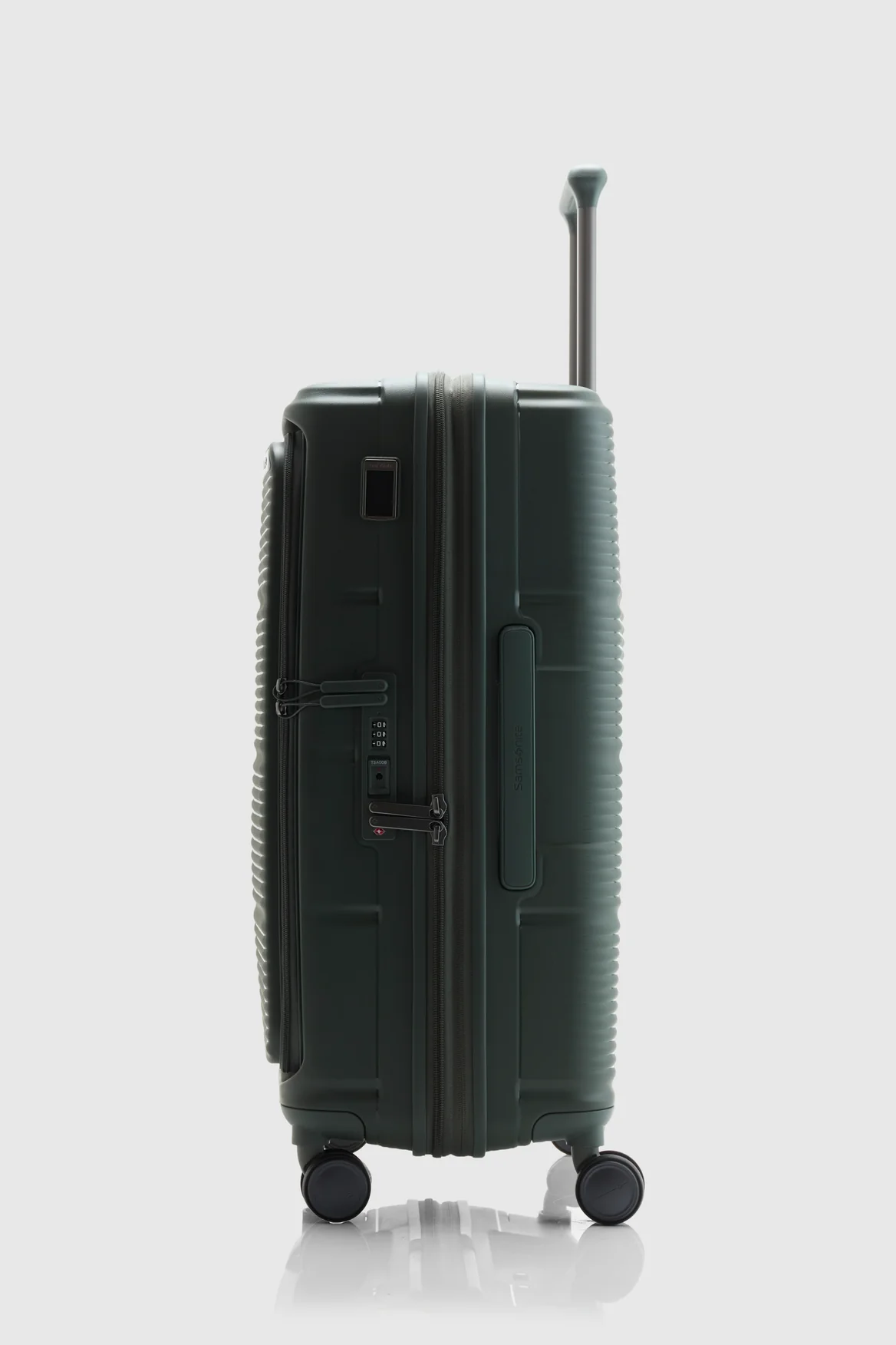 Paralux Check-In 67cm Suitcase - Image 2