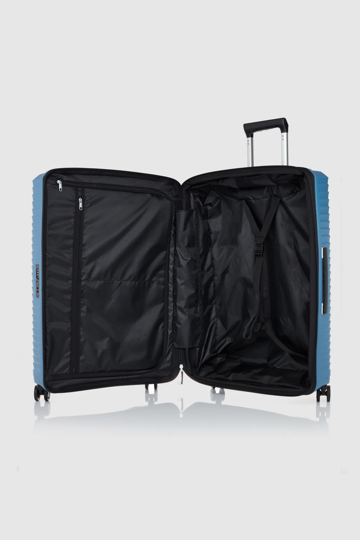 Upscape Carry-On 55cm Suitcase - Image 3